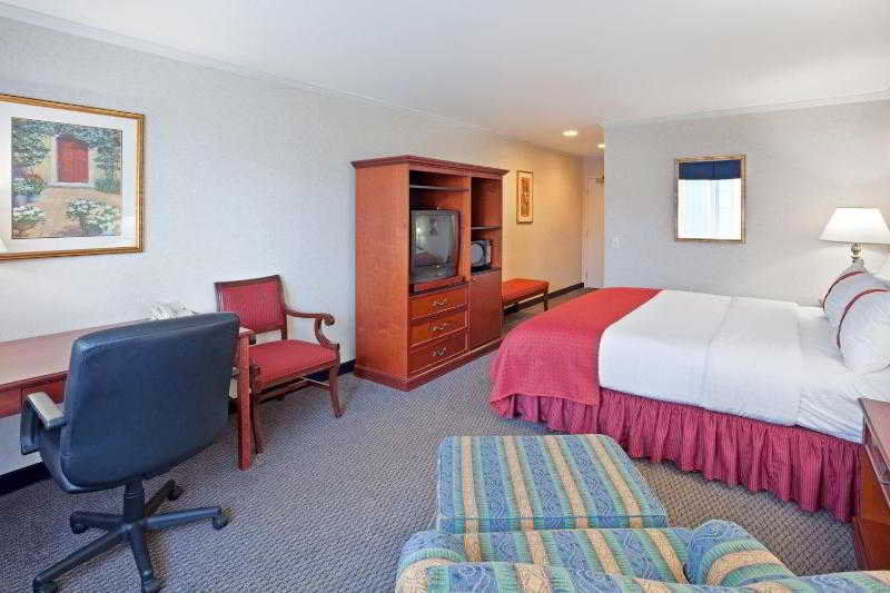 Holiday Inn Spokane Airport, An Ihg Hotel Ngoại thất bức ảnh